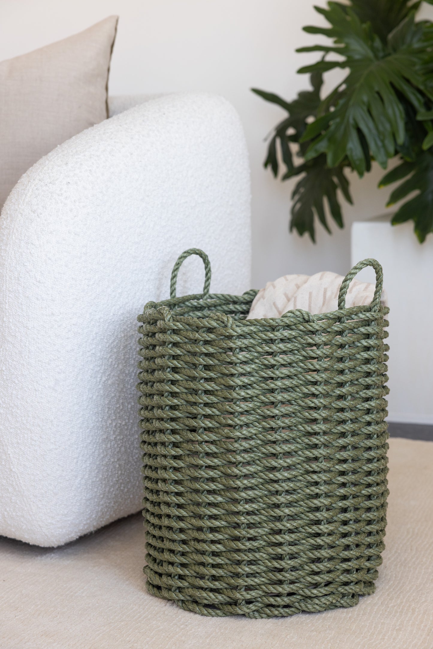 Loden Lobster Rope Basket