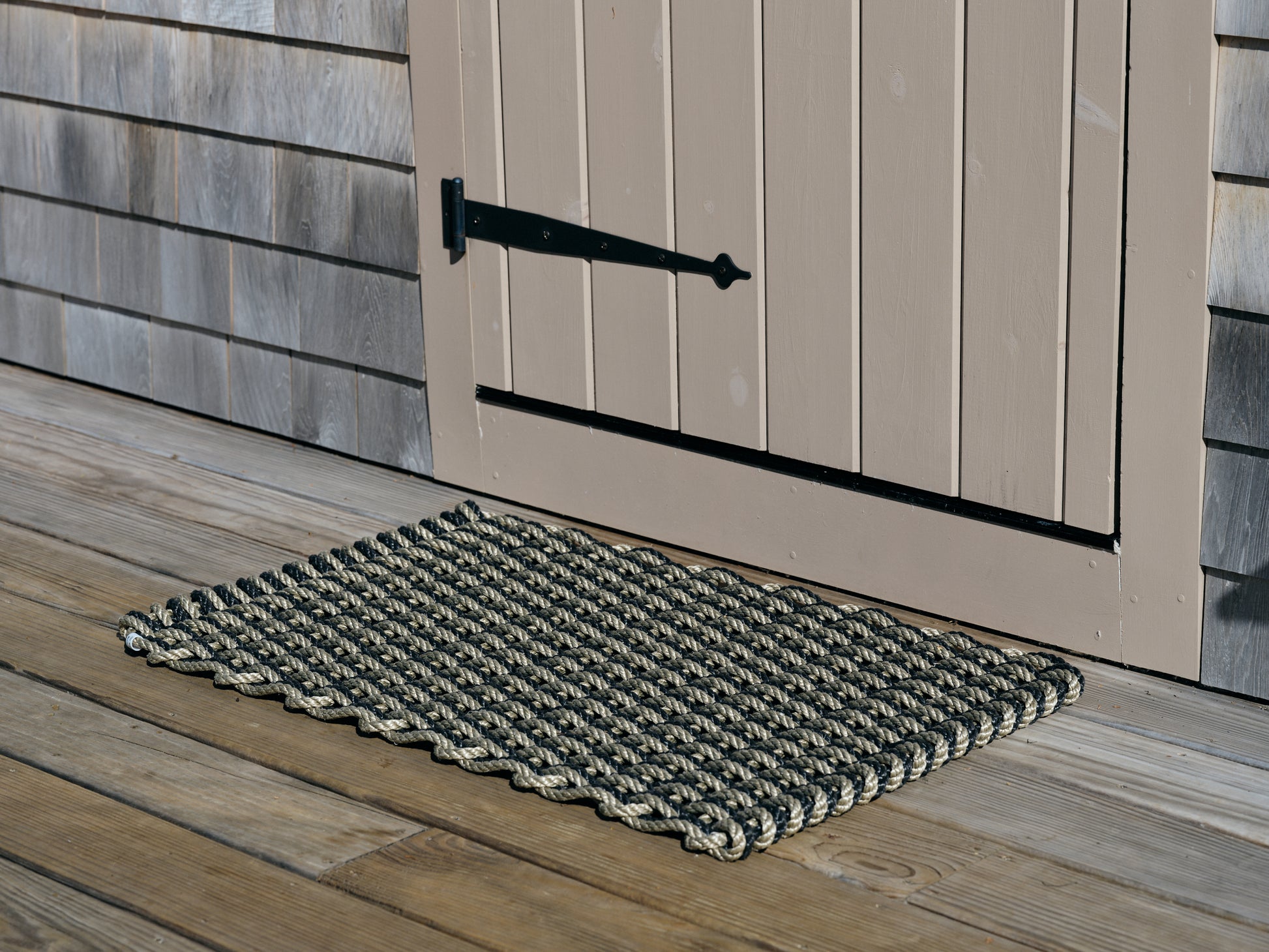 Black Rubber Door Mat  Honeycomb Style Doormat for Indoor Outdoor